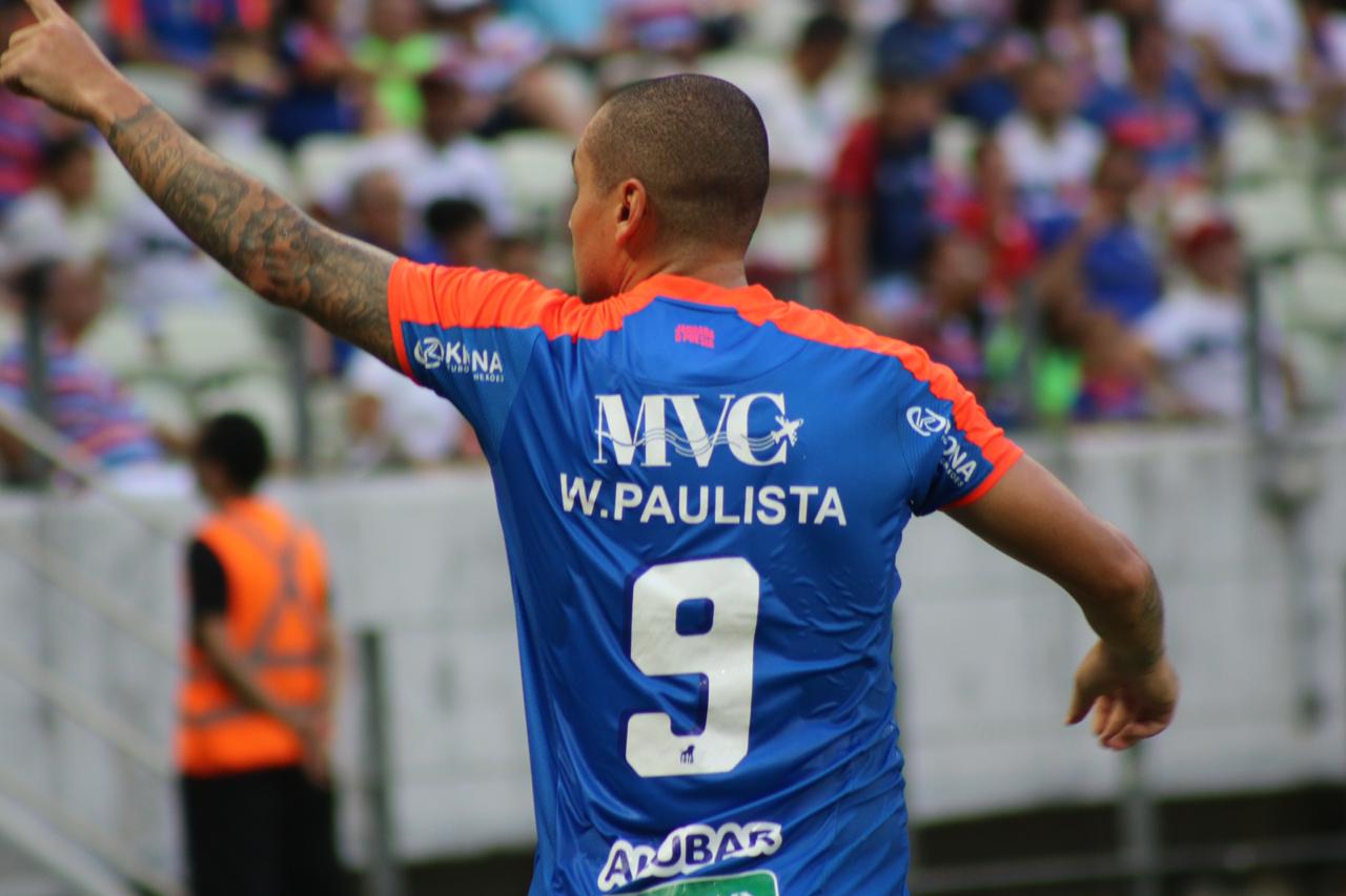 Gilberto chegaria no Fortaleza para disputar posição com Wellington Paulista