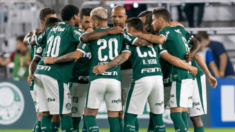 Cabe no Leão? Palmeiras faz limpeza no elenco e coloca dois jogadores para  buscarem novo clube 