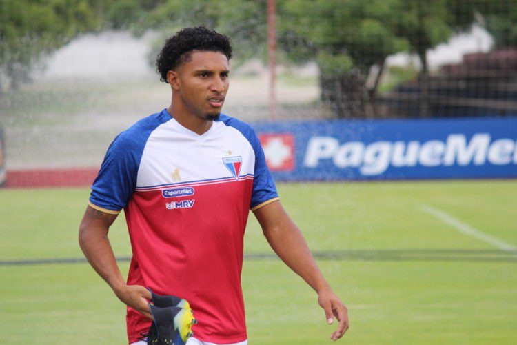 Éderson foi um dos melhores jogadores do Fortaleza em 2021