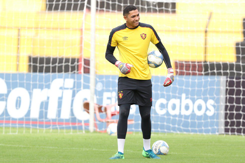 Goleiro Mailson foi procurado pelo Fortaleza