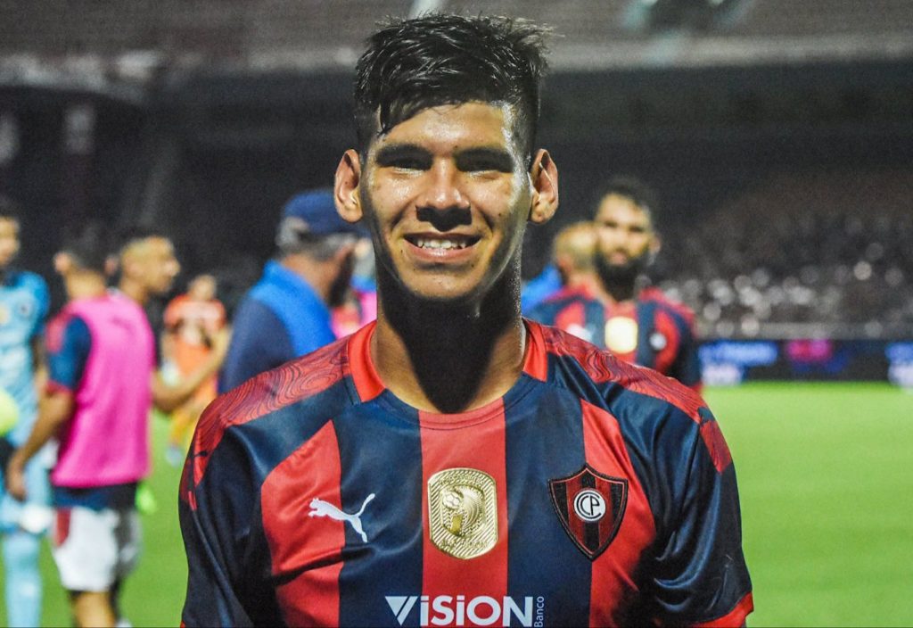 Robert Morales está no radar do Fortaleza