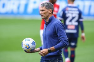 Vojvoda é cogitado para assumir comando técnico de gigante brasileiro. Foto: Arquivo